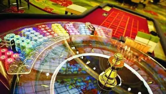 singaplay platform interface showing slot games, live casino tables, and sportsbook coverage